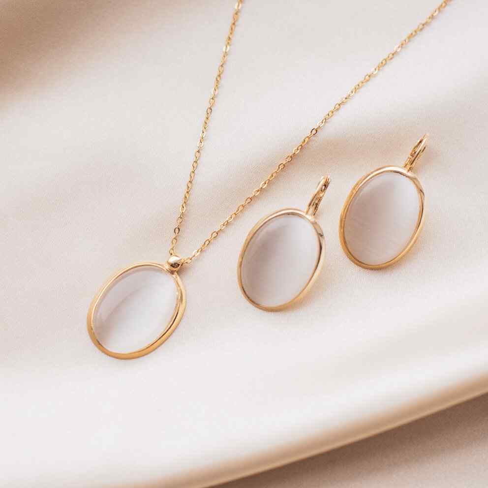 https://annadacouture.com/wp-content/uploads/2020/11/wedding_style_square_02.jpg