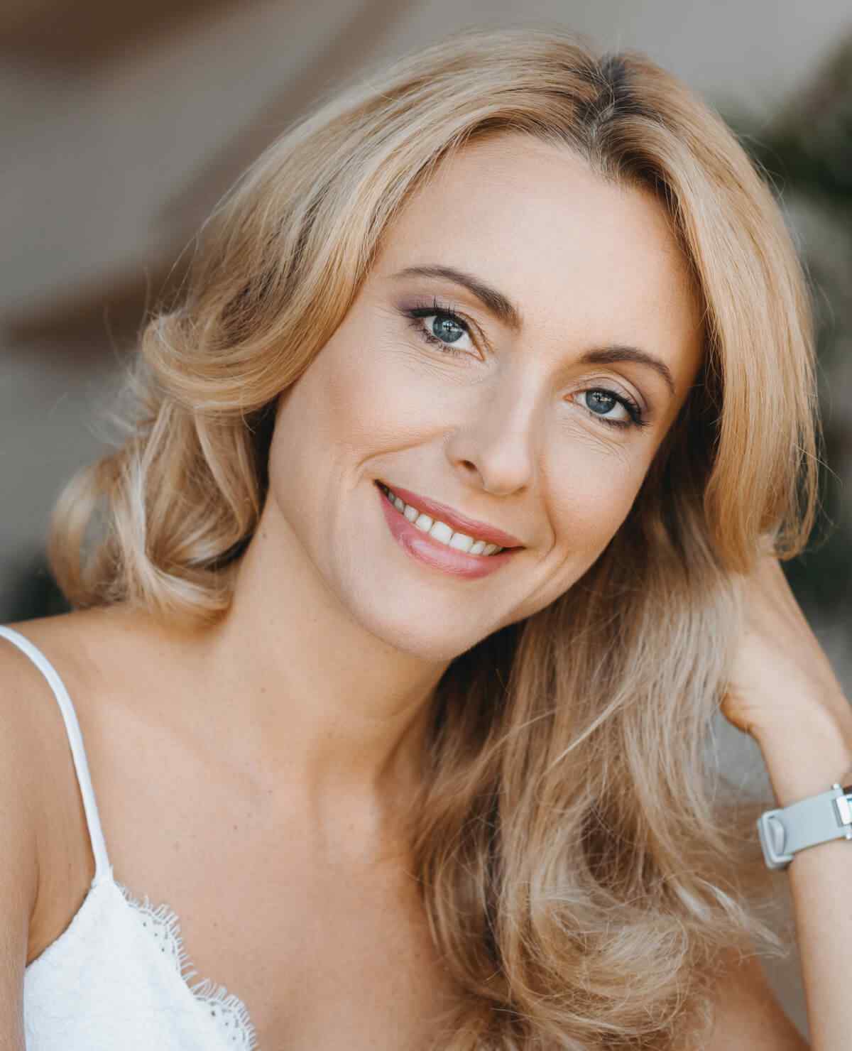 https://annadacouture.com/wp-content/uploads/2020/12/about_me.jpg