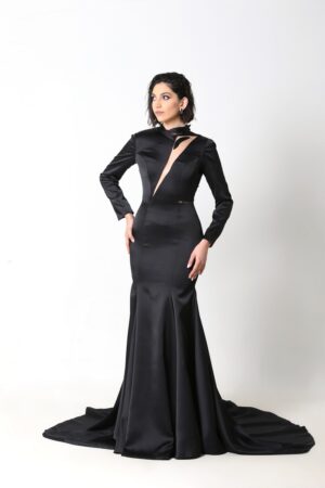 https://annadacouture.com/wp-content/uploads/2021/01/2-300x450.jpg